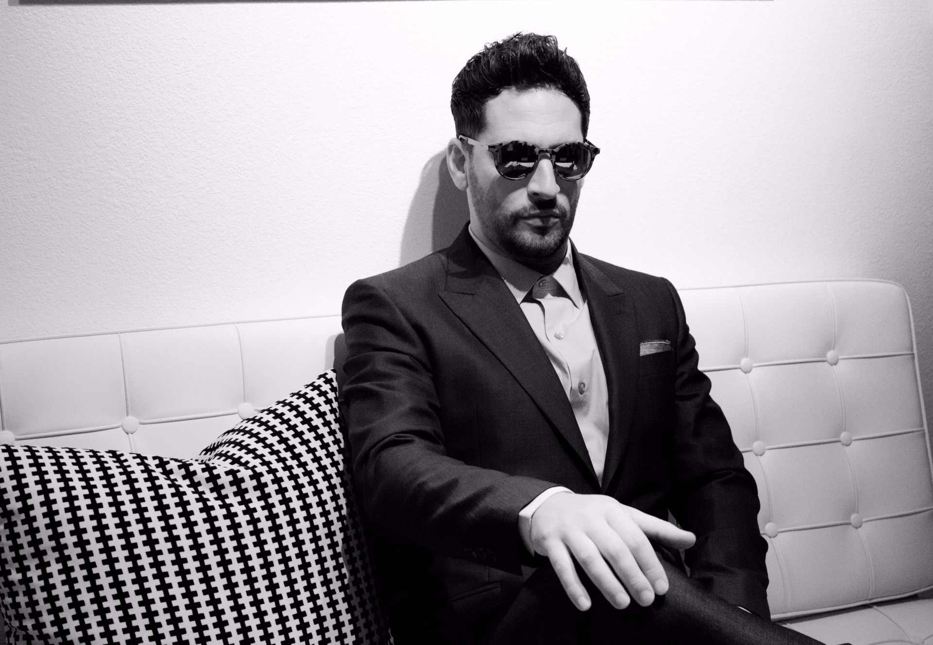 jon b