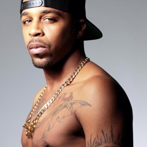 azizi gibson giveaway
